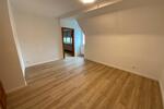 Dachgeschoßwohnung Zella-Mehlis Mehlis - 3 Zimmer, 75 m&sup2;, 550&euro; | Angebot:26041702