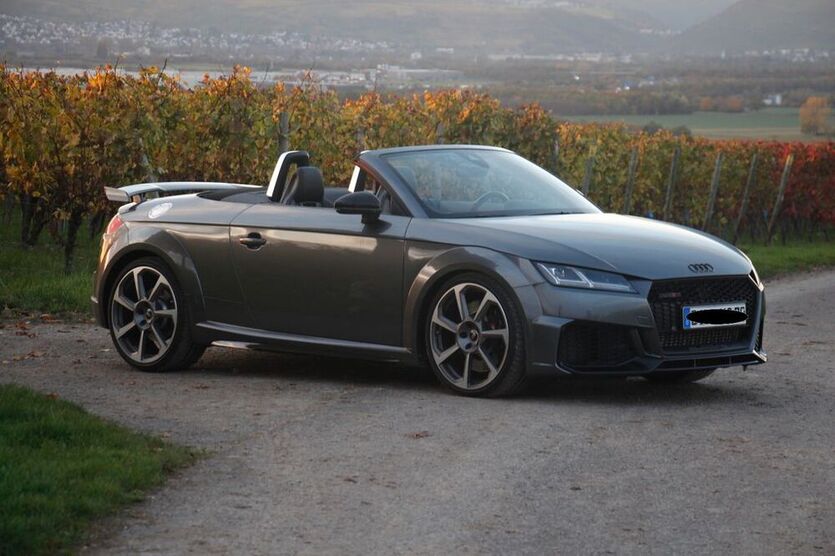 TT RS