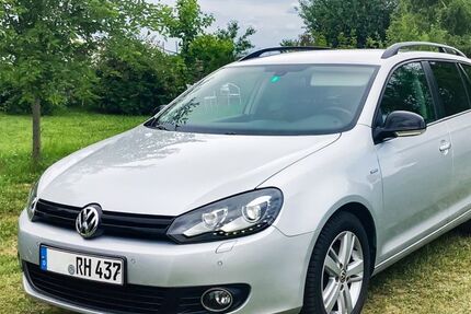 VW Golf 90.156 km 8.800 € Pfinztal 76327