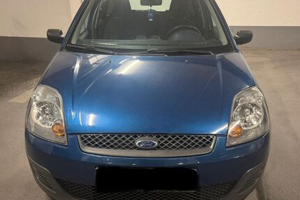 Ford Fiesta 46.000 km 2.900 € München 80634