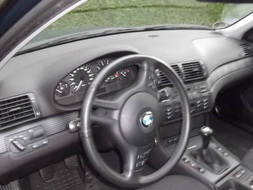 BMW 3er Touring 150.000 km 8.300 € Troisdorf 53840