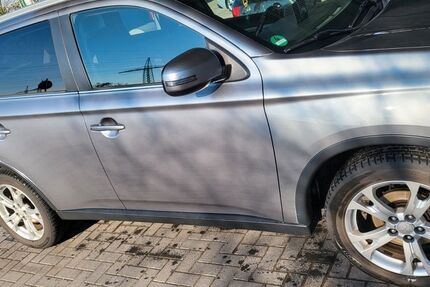 Mitsubishi Outlander 179.000 km 8.400 &euro; Limburgerhof 67117