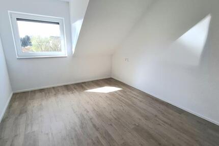 Wohnung Kuhardt - 3 Zimmer, 65 m&sup2;, 416&euro; | Angebot:26095067