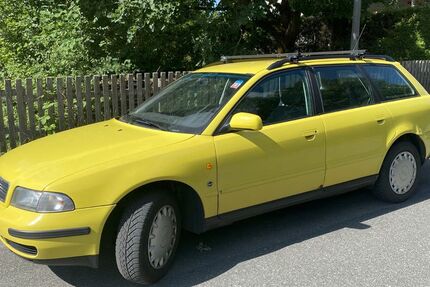 Audi A4 220.000 km 2.500 &euro; Feucht 90537