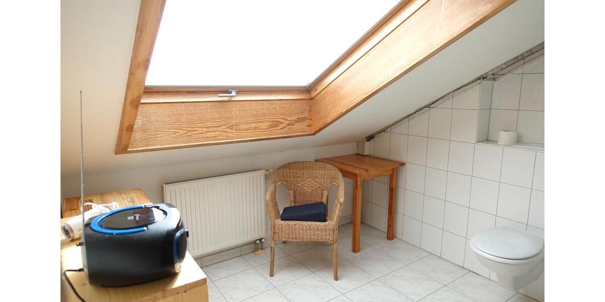 Dachgeschoßwohnung Allensbach - 1 Zimmer, 69 m&sup2;, 800&euro; | Angebot:26135981