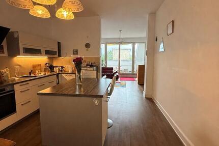 Wohnen auf Zeit Stuttgart Bad Cannstatt - 3 Zimmer, 120 m&sup2;, 1.000&euro; | Angebot:26671238