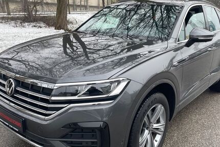 VW Touareg 93.471 km 46.990 &euro; Eching 85386