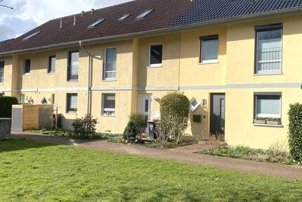 Haus Stockelsdorf - 7 Zimmer, 140 m&sup2;, 475.000&euro; | Angebot:26029739