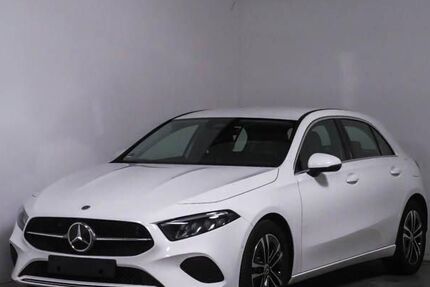 Mercedes-Benz A 180 4.400 km 29.437 &euro; Greifswald 17489