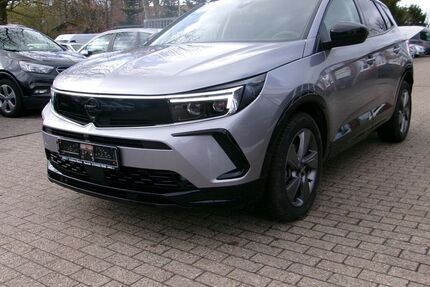 Opel Grandland (X) 23.859 km 23.790 &euro; Rastede 26180