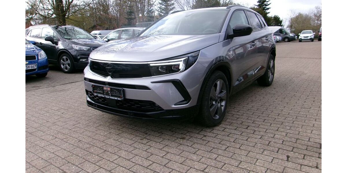 Opel Grandland (X) 23.859 km 23.790 &euro; Rastede 26180