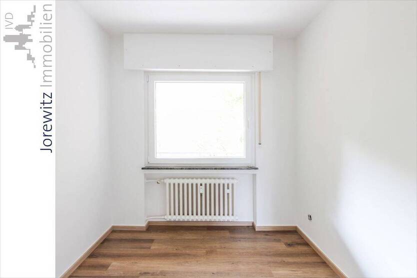 Bielefeld-Senne: Gepflegte und gut aufgeteilte 3 Zimmer-Wohnung mit Balkon