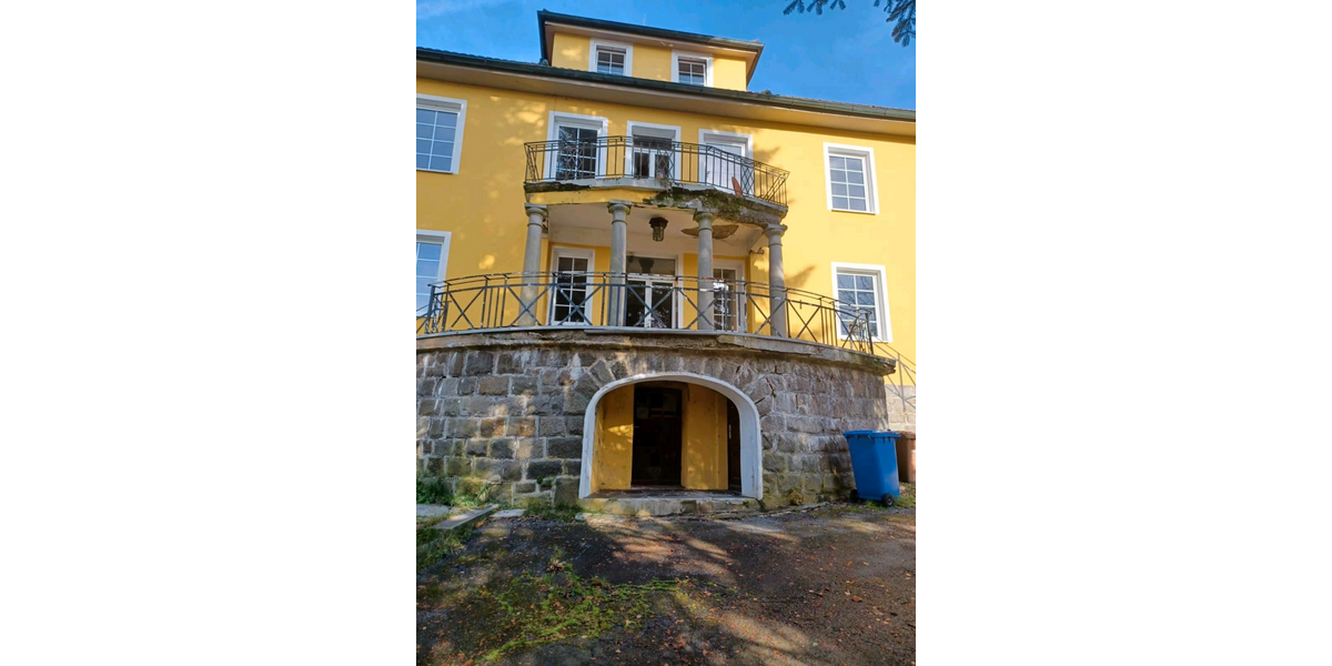 Haus zum Kaufen in Freyung 495.000 € 300 m² 10 zimmer