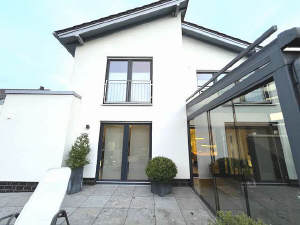 Pure Eleganz in Alt-Korschenbroich. Rarität! - Einfamilienhaus Korschenbroich | Angebot:27048380