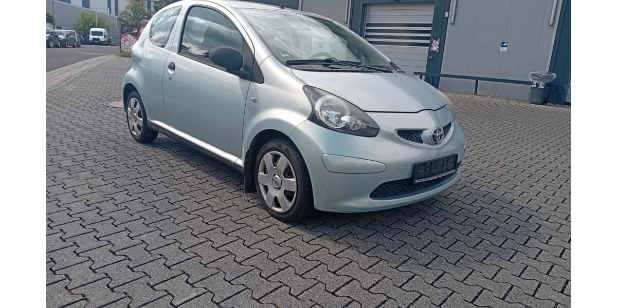 Toyota Aygo (X) 205.000 km 1.150 &euro; Hanau 63452