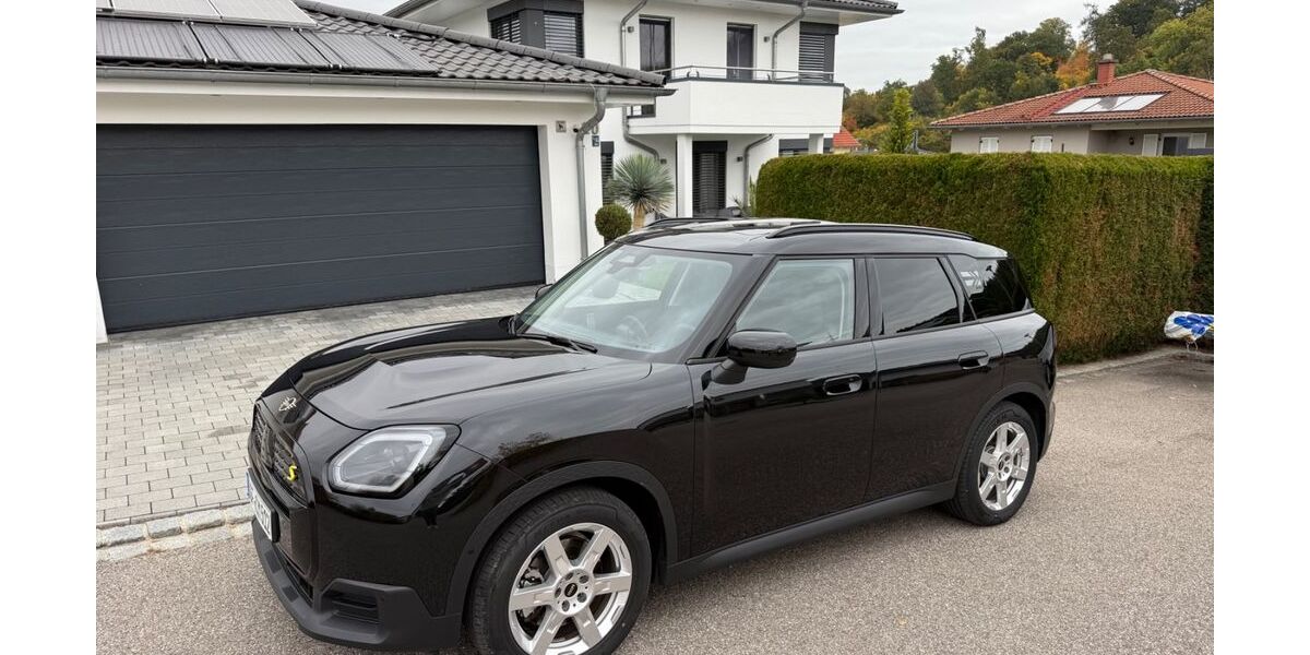 Mini Countryman SE (Cooper) 18.500 km 36.990 &euro; Dingolfing 84130