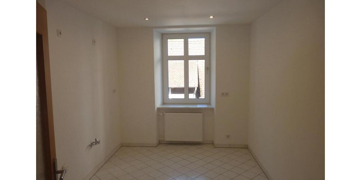 Etagenwohnung Bad Karlshafen - 3 Zimmer, 80 m&sup2;, 560&euro; | Angebot:26195944