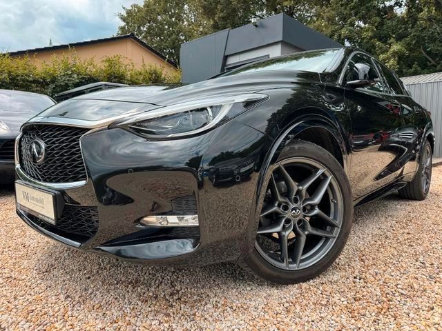 INFINITI Q30 34.200 km 21.990 € Großbeeren 14979