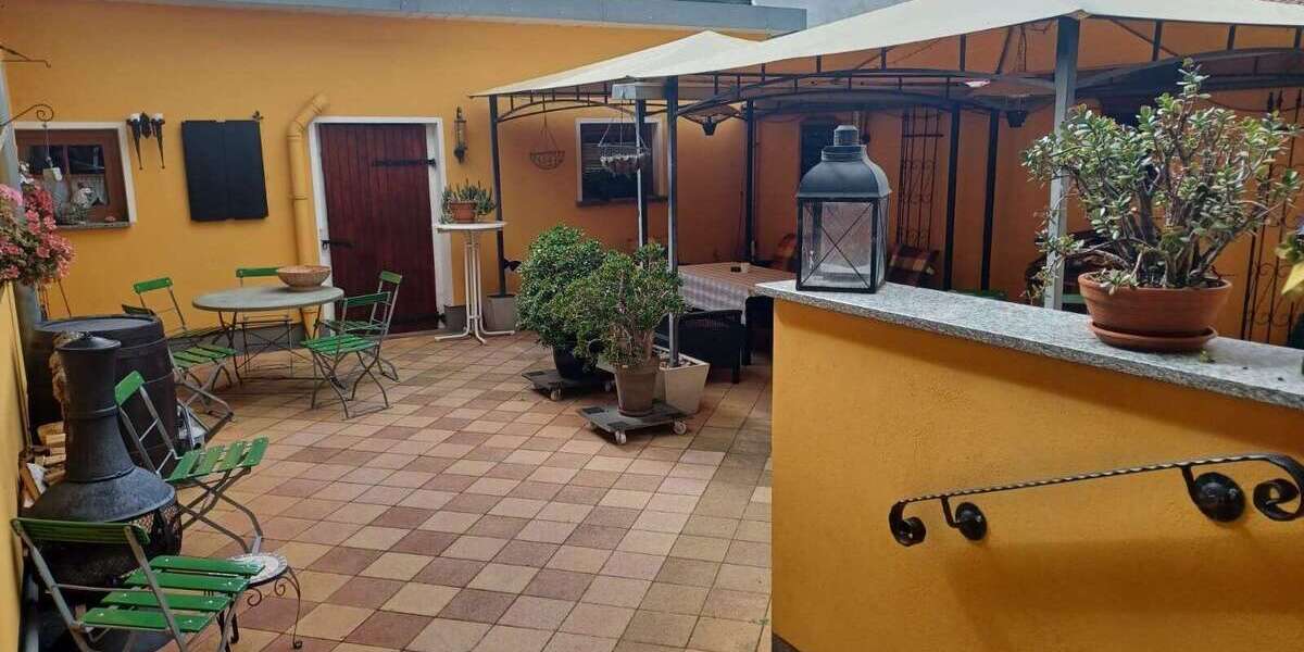 Einfamilienhaus Penkun - 8 Zimmer, 450 m&sup2;, 550.000&euro; | Angebot:26661420