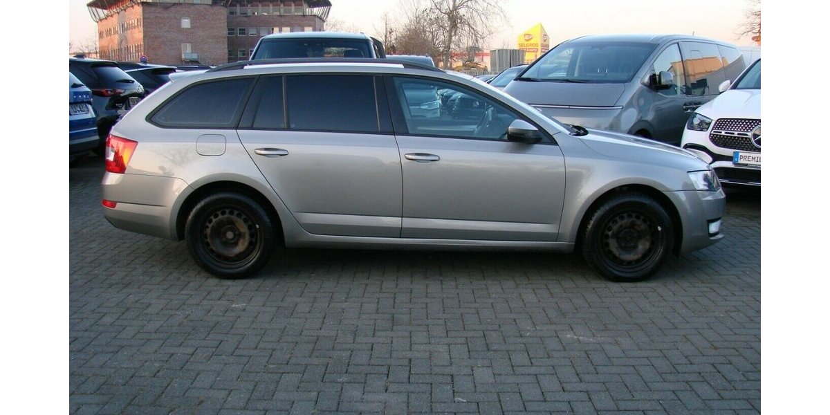 Skoda Octavia 2.0TDI Ambition Tempomat AHK Klima 261.072 km 4.980 &euro; Falkensee 14612