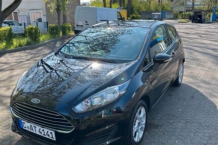 Ford Fiesta 95.000 km 3.500 &euro; chemnitz 09111