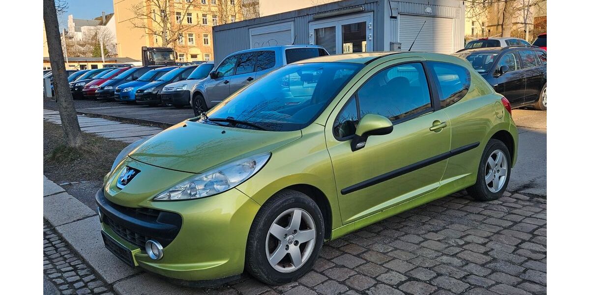 Peugeot 207 145.000 km 1.500 &euro; Chemnitz 09120