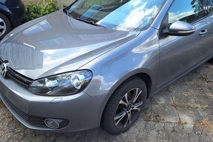 VW Golf 256.000 km 2.690 &euro; Himbergen 29584
