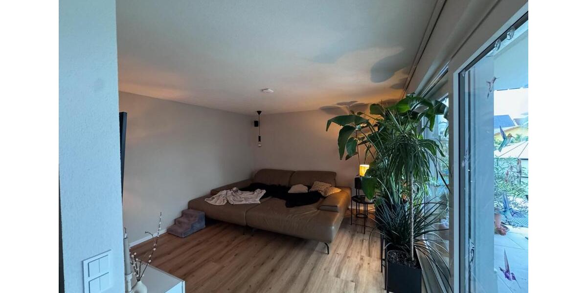 Freistehenden Haus zu vermieten 260m² +Keller geringe Nebenkosten 8 zimmer