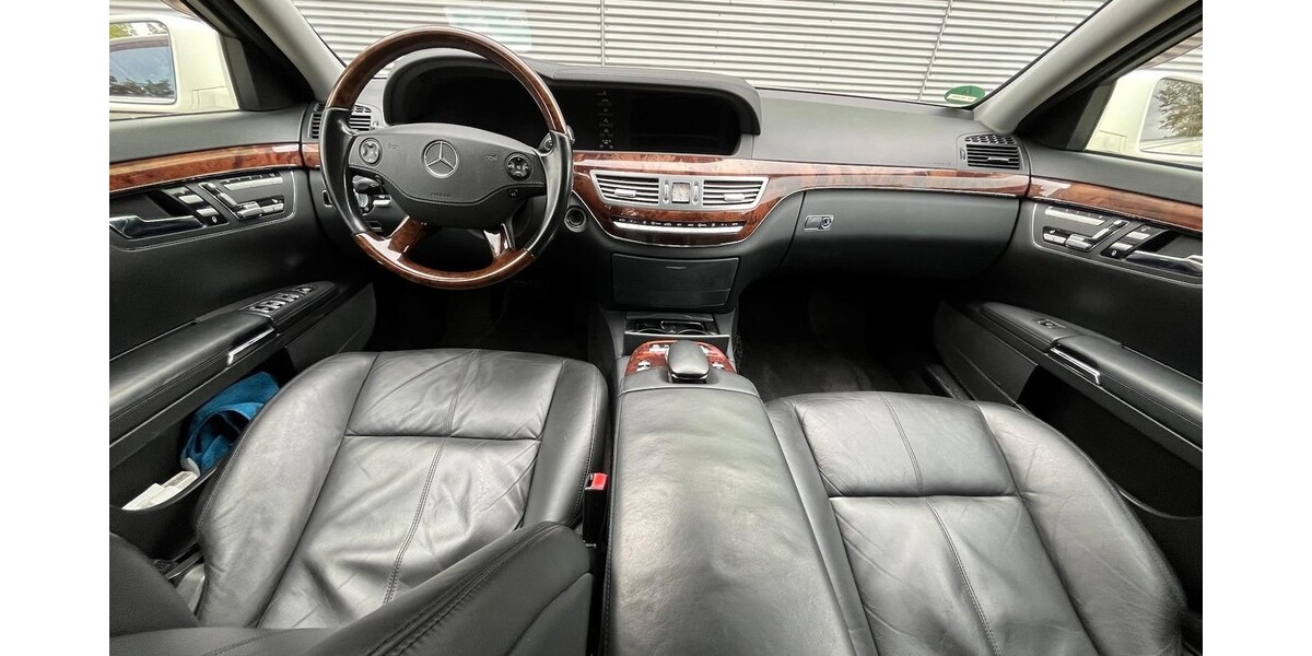 Mercedes-Benz S 500 193.000 km 17.000 &euro; Wiesbaden 65183