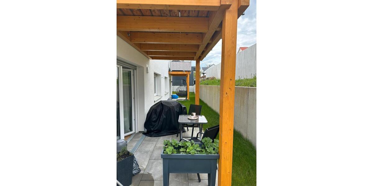 Erdgeschoßwohnung Kitzingen - 4.5 Zimmer, 128 m&sup2;, 1.360&euro; | Angebot:26350719