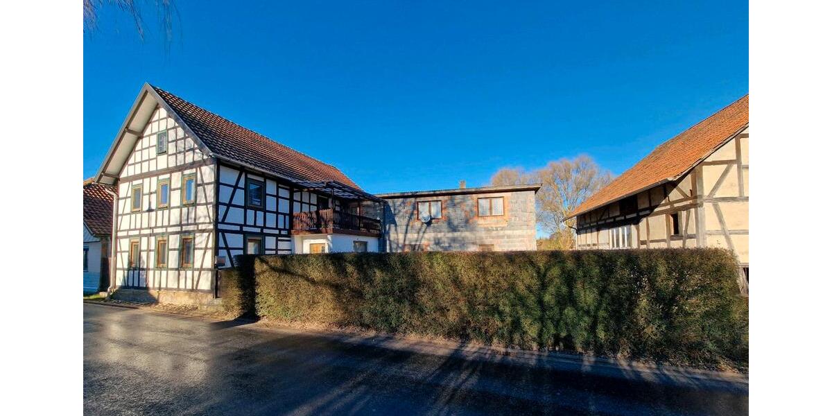 Einfamilienhaus Heldburg - 5 Zimmer, 150 m&sup2;, 159.000&euro; | Angebot:24369736