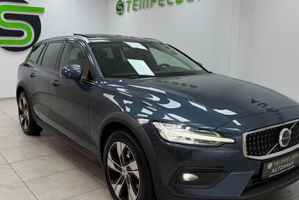 Volvo V60 Cross Country 142.234 km 27.990 &euro; Steinfeld 49439