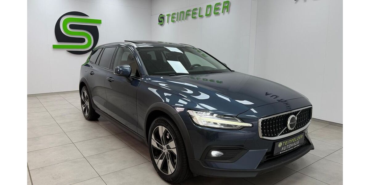 Volvo V60 Cross Country 142.234 km 27.990 &euro; Steinfeld 49439