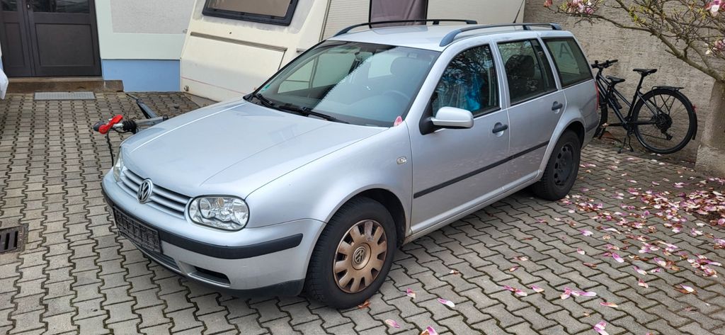 VW Golf 281.984 km 1.100 &euro; Radeburg 01471