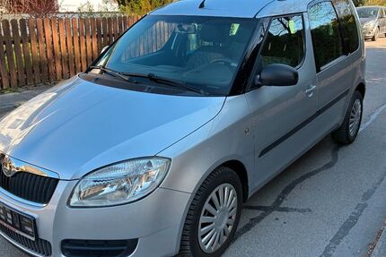 Skoda Roomster 103.900 km 5.499 &euro; Neubiberg 85579