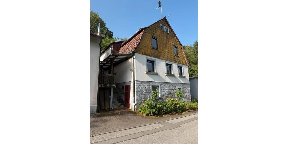 Einfamilienhaus Fürth - 7 Zimmer, 160 m&sup2;, 129.000&euro; | Angebot:26760339