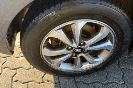 Hyundai i20 16.000 km 13.500 &euro; Frankfurt am Main 60439