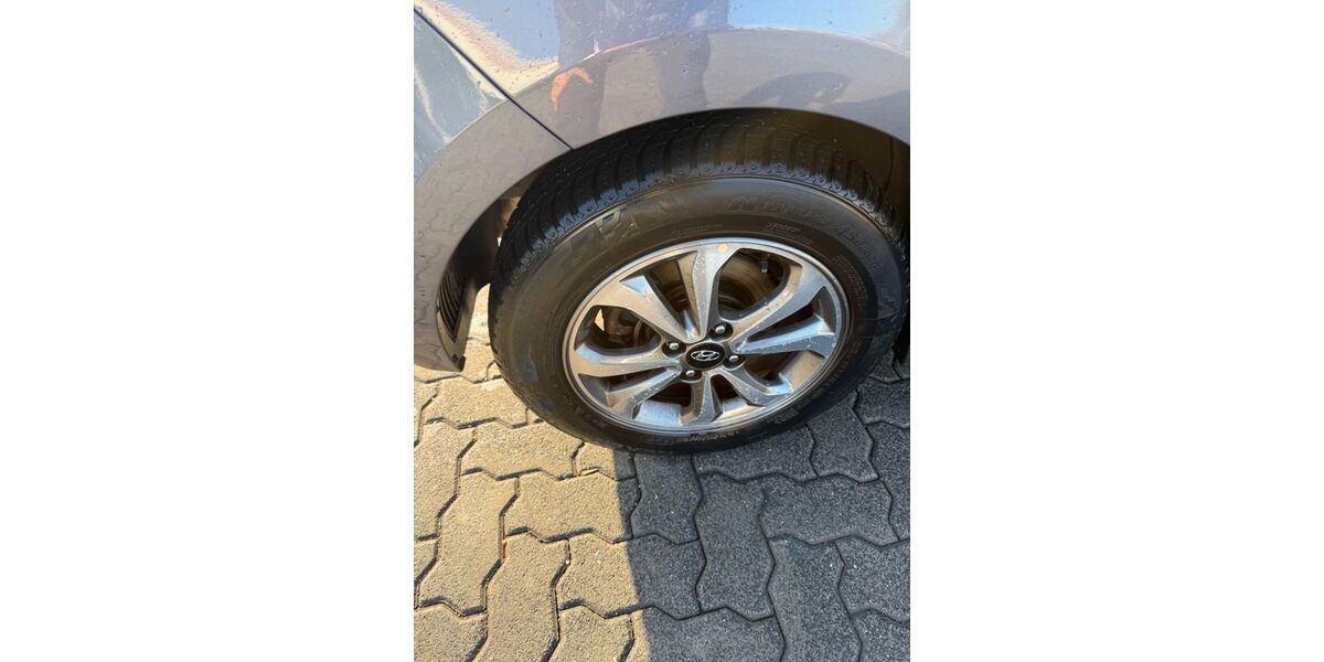 Hyundai i20 16.000 km 13.500 &euro; Frankfurt am Main 60439