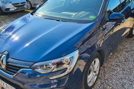 Renault Megane 156.300 km 7.970 &euro; Berlin - Pankow 13127