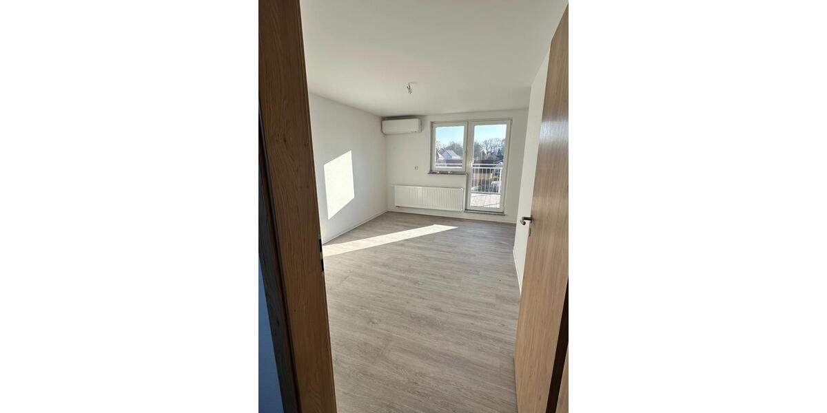 Dachgeschoßwohnung Rothenburg/Oberlausitz Oberlausitz - 2 Zimmer, 72 m&sup2;, 472&euro; | Angebot:25079485