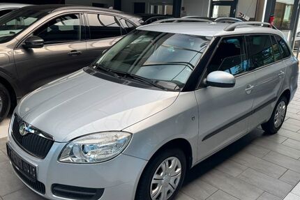 Skoda Fabia 140.000 km 3.450 € Detmold 32758