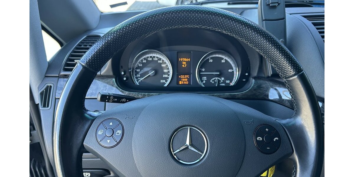 Mercedes-Benz Viano 3.0 CDI MARCO-POLO WESTFALIA AUTOMATIK 197.800 km 31.980 &euro; Altdorf 84032