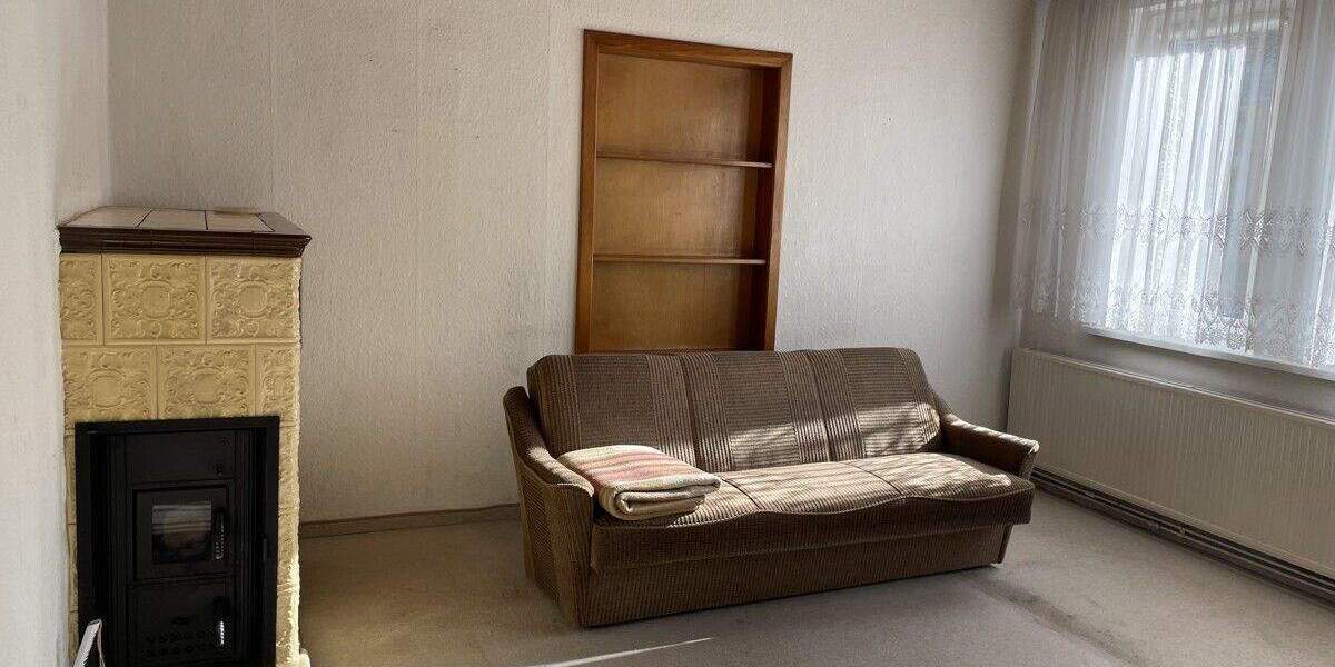 Einfamilienhaus Sitzendorf - 7 Zimmer, 190 m&sup2;, 125.000&euro; | Angebot:23399966