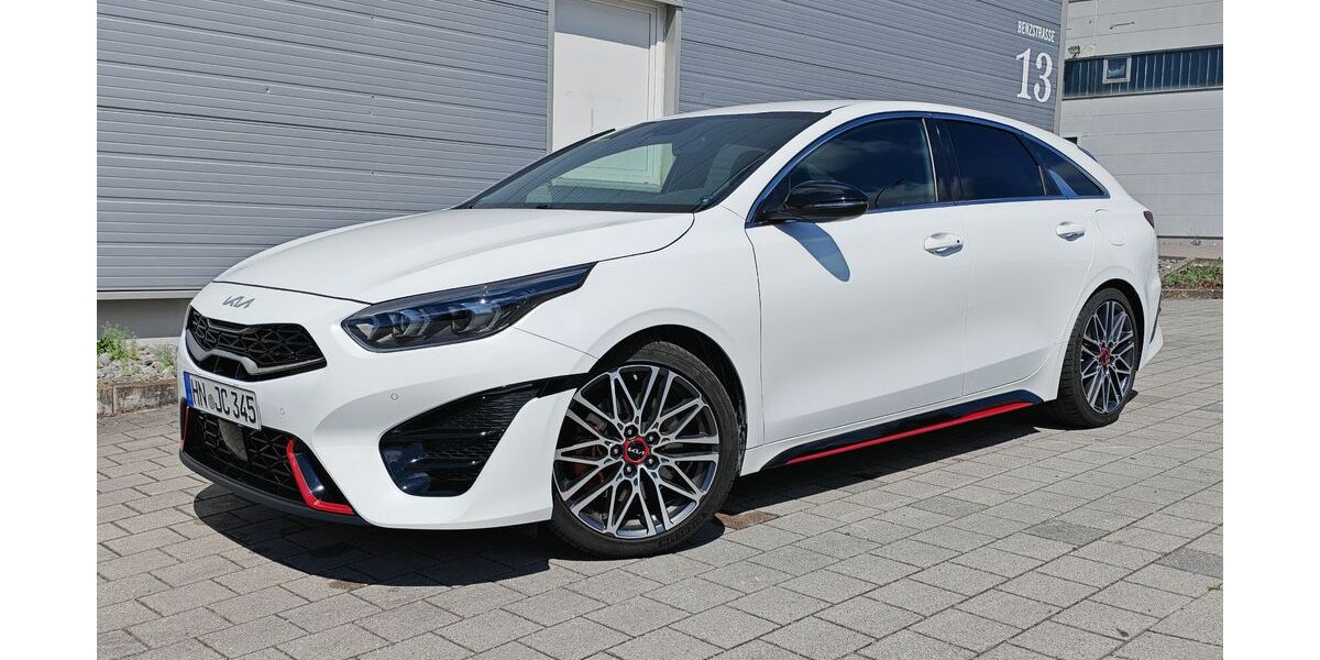Kia pro ceed / ProCeed 52.195 km 26.490 &euro; Untergruppenbach 74199