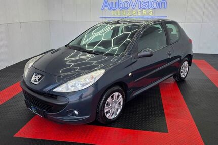 Peugeot 206 152.000 km 2.950 &euro; Osterode am Harz 37520