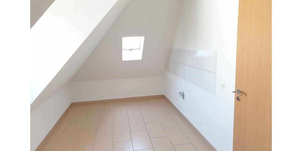 Dachgeschoßwohnung Worms Vororte Südwest - 2 Zimmer, 60 m&sup2;, 700&euro; | Angebot:26367775