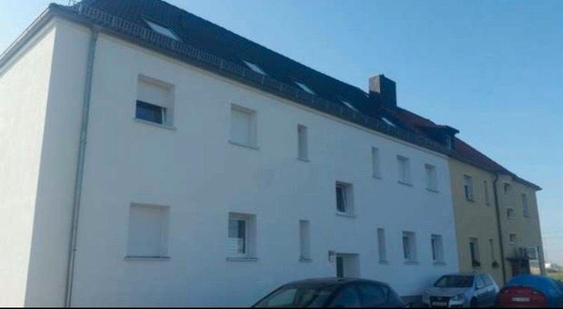 Etagenwohnung Leuna - 2.5 Zimmer, 65 m&sup2;, 450&euro; | Angebot:24833096