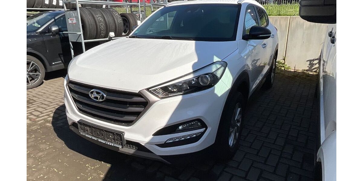 Hyundai TUCSON 86.000 km 15.990 &euro; Göttingen 37079