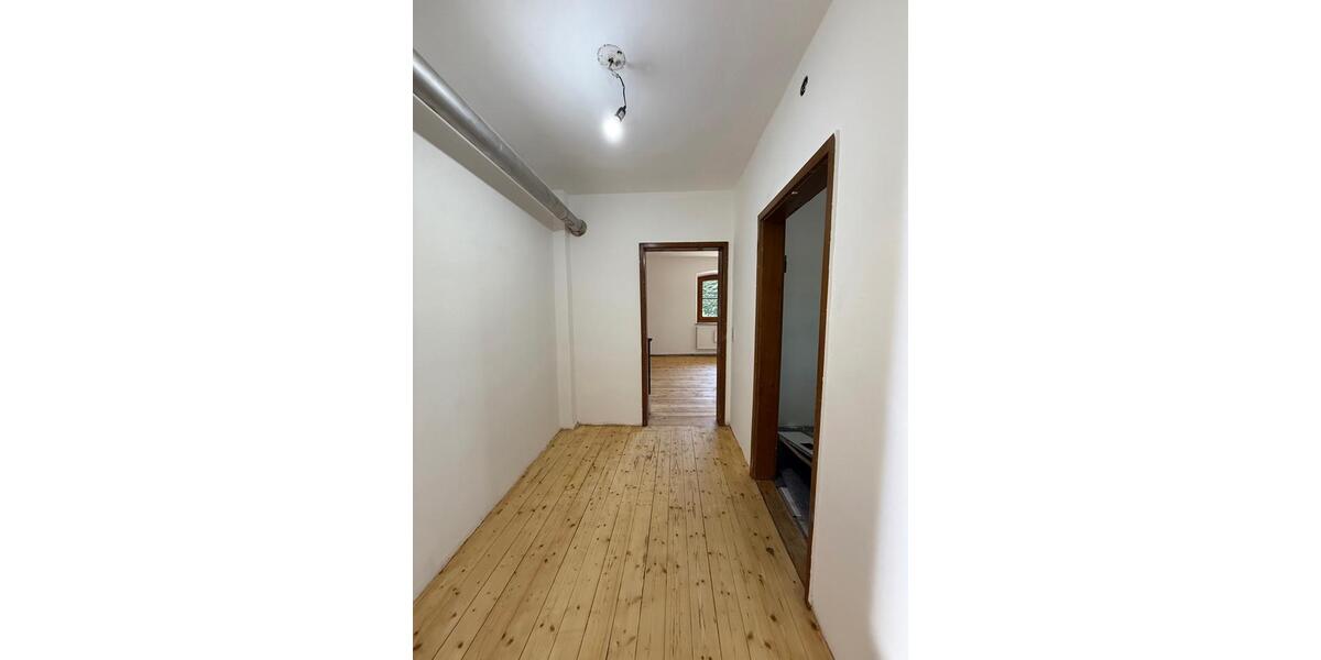 Terrassenwohnung Bayerisch Gmain - 2.5 Zimmer, 80 m&sup2;, 790&euro; | Angebot:26375381