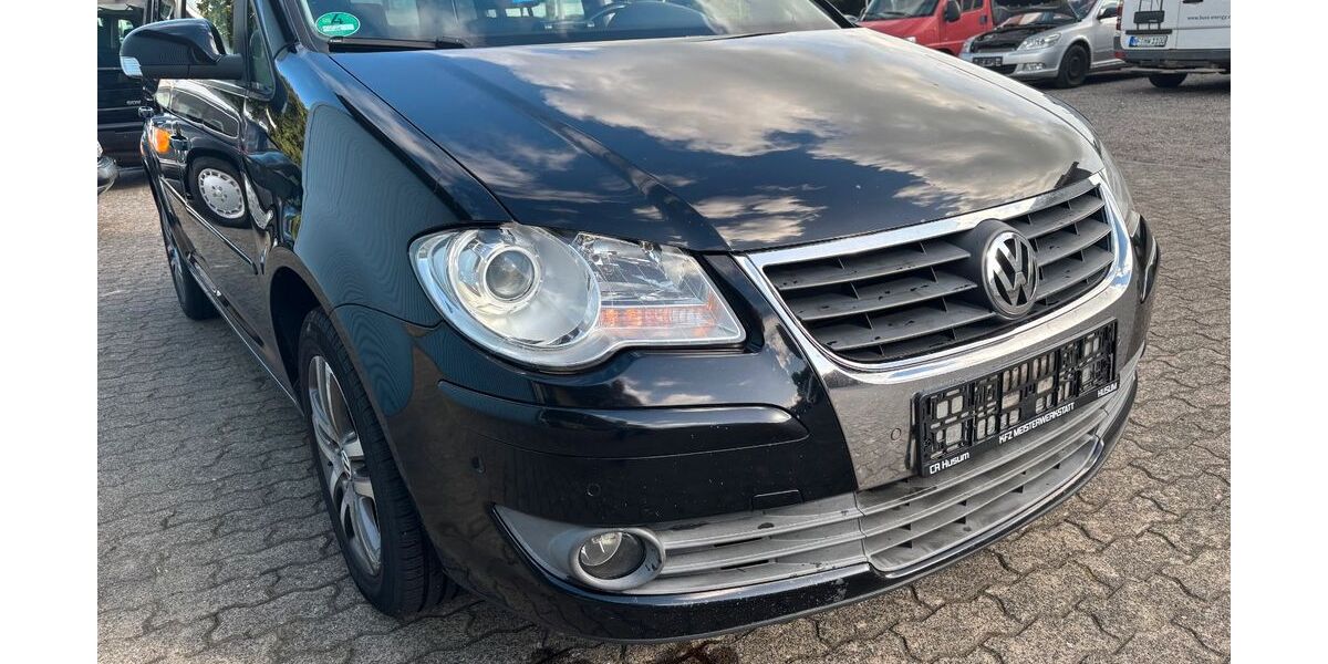 VW Touran 225.483 km 3.100 &euro; Husum 25813